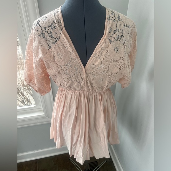 Aakaa Womens Juniors Sz A Mini Lace Boho Pale Pink  V-Neck Kaftan Mini Dress - Picture 3 of 16